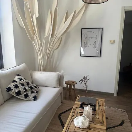 Spazio 15 - Via Baschenis Lägenhet
